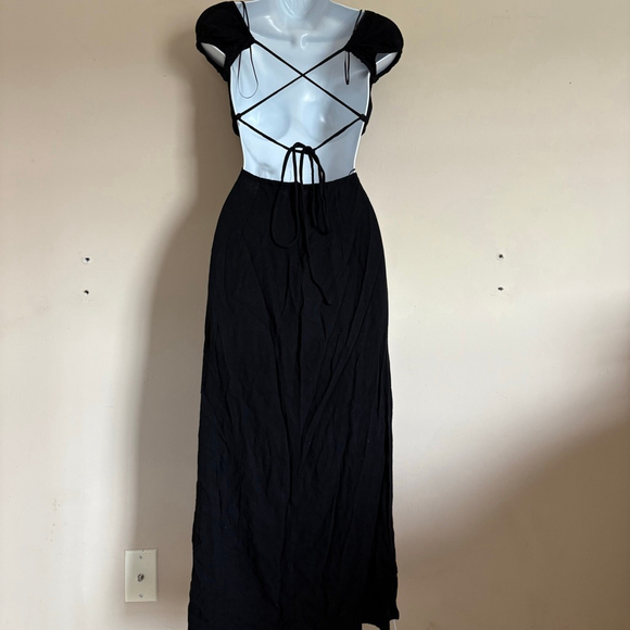 Hello Molly - IN YOUR EYES MAXI DRESS BLACK 4 - Picture 13 of 16